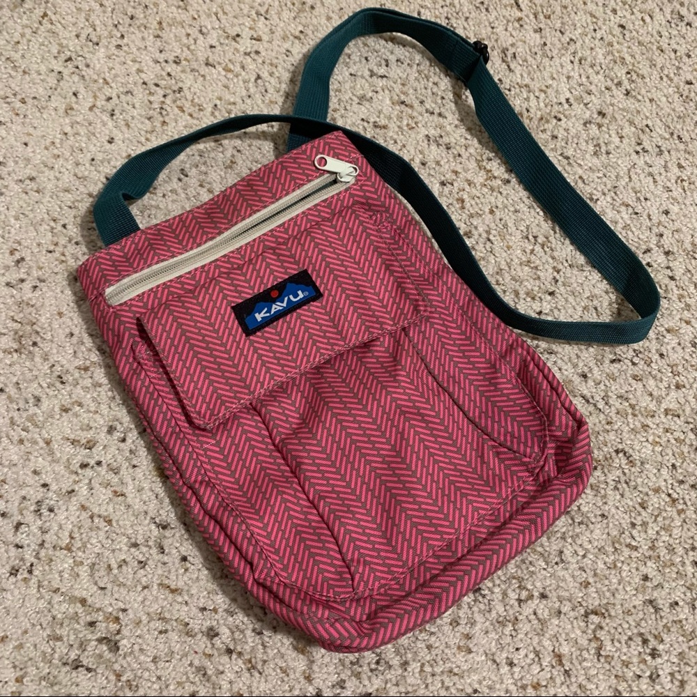 KAVU for keeps crossbody pink and green